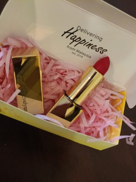Custom Lipstick - Gold Grid photo review