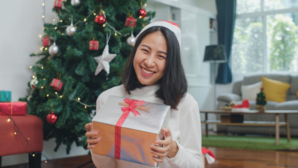 2023 Singapore Christmas Gifts for Women